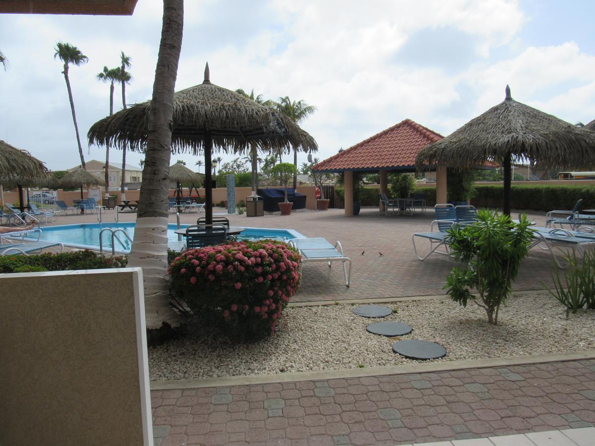 Casa Del Mar Beach Resort Palm Beach Extérieur photo