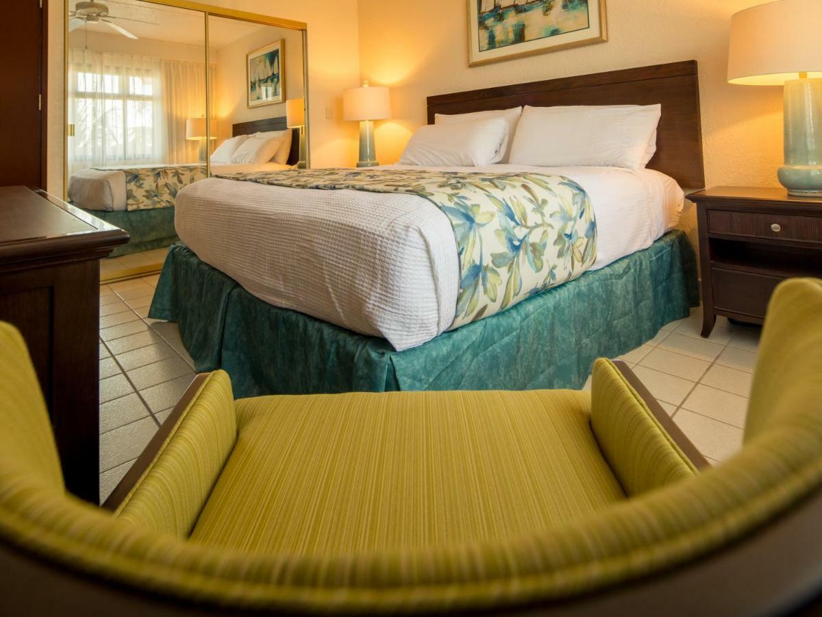 Casa Del Mar Beach Resort Palm Beach Extérieur photo