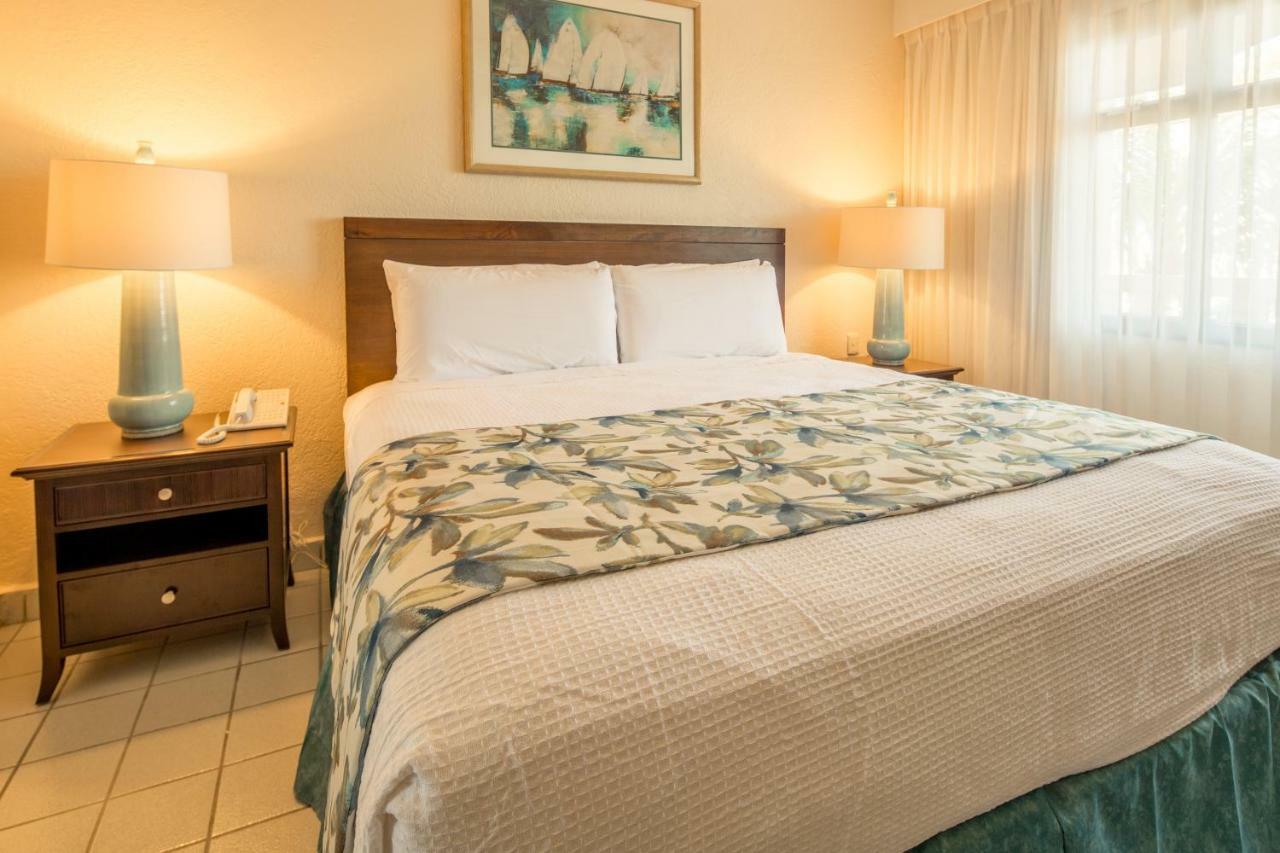 Casa Del Mar Beach Resort Palm Beach Extérieur photo